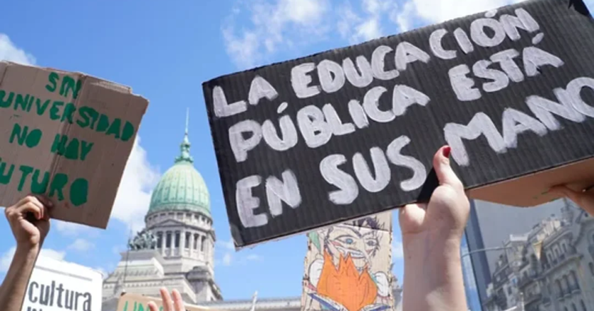 Registran que es «casi total» el acatamiento de docentes y NODOCENTES al paro en las universidades