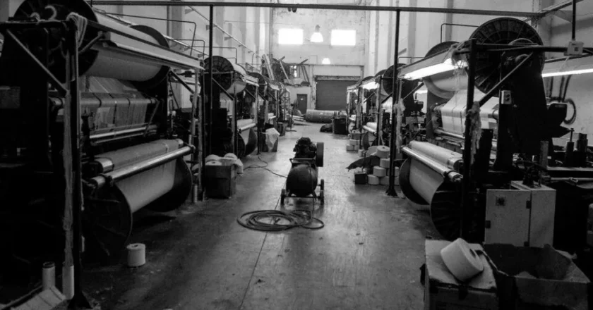 La crisis industrial corre a toda velocidad y se pierden 160 empleos por día en el país