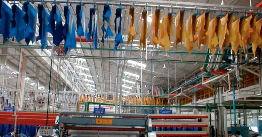 El gobierno de Milei deja al borde del cierre a Sadesa, la curtiembre de los Galperín, en Santa Fe