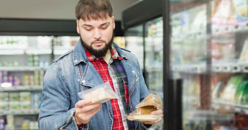 Más del 80% de los asalariados come menos o peor durante su jornada laboral por falta de dinero