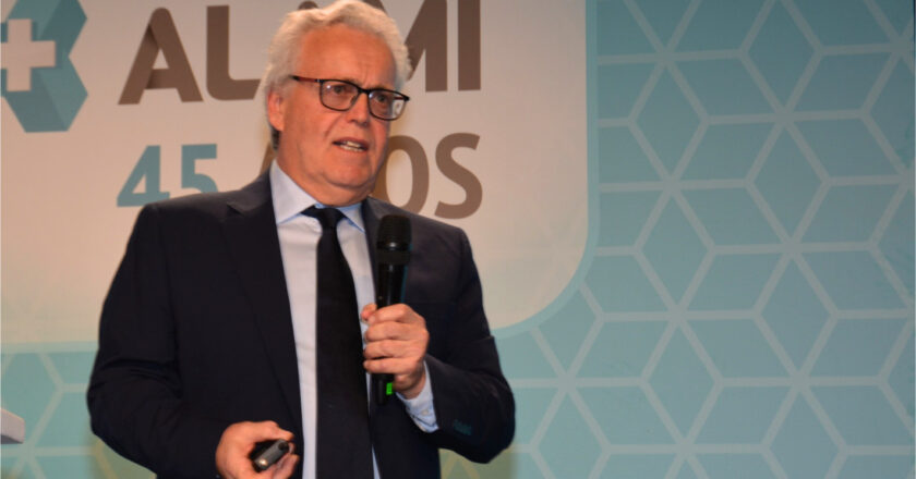 Más problemas para los funcionarios libertarios: el superintendente de Servicios de Salud tiene, al menos, 2 empresas offshore en Panamá