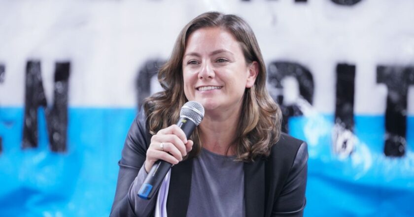 Diputados opositores presentaron un proyecto para ampliar el régimen de licencias parentales: «Un modelo más justo de organización del cuidado»