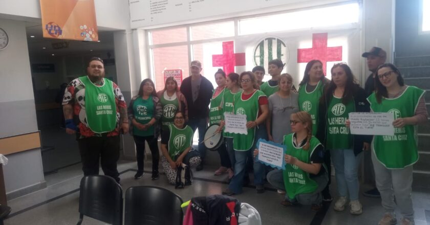 Santa Cruz: ATE denunció la detención de dos dirigentes durante una protesta por reclamar salarios en el Hospital Distrital de Las Heras