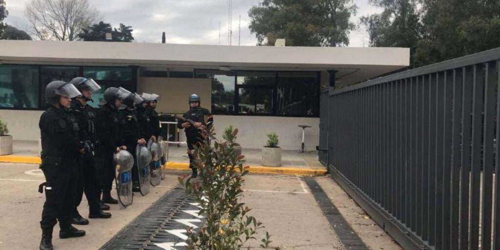 La Justicia rechazó un pedido del gobierno nacional que busca acelerar los despidos y el desmantelamiento en el INTI