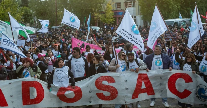Santa Cruz al borde de una huelga general indefinida: Gremios docentes y estatales advierten que «se para la provincia»