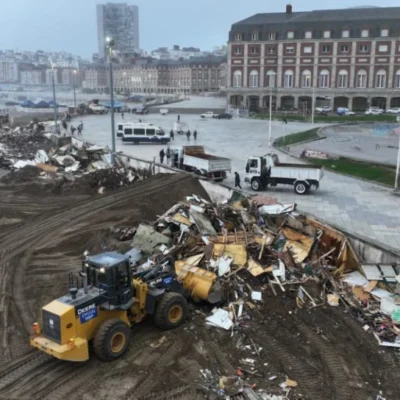 Tras las topadoras, el gremio de feriantes cruzó a Montenegro: «No aceptamos el desmantelamiento sin una alternativa digna»