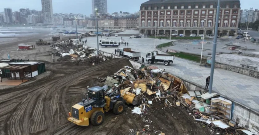 Tras las topadoras, el gremio de feriantes cruzó a Montenegro: «No aceptamos el desmantelamiento sin una alternativa digna»