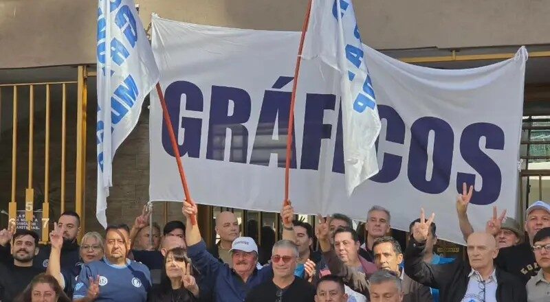 Gráficos movilizaron en las provincias y acusaron a la cámara empresaria de pretender imponer sueldos más bajos fuera del AMBA