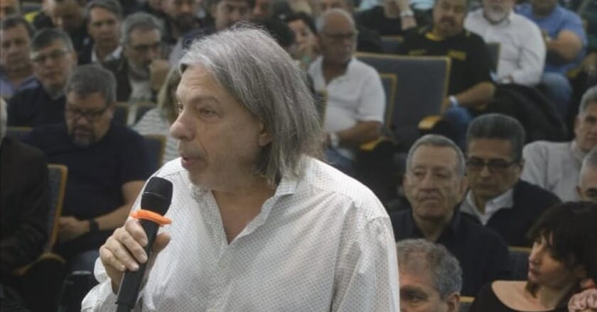 Advierten que los docentes universitarios ya acumulan 17 meses consecutivos de pérdida salarial por el ajuste del Gobierno