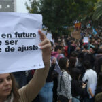Era Milei: Advierten que 3 de cada 4 docentes universitarios ya debe acudir al pluriempleo para sobrevivir