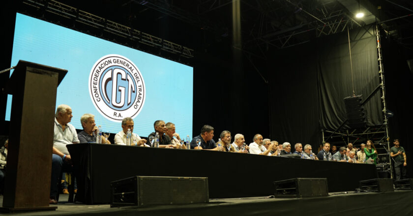 La CGT denunció «persecución y amenazas» tras otro ataque con una molotov a un sindicato en Rosario