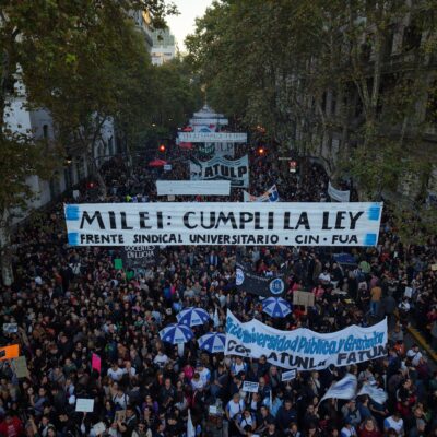 «Con la ciencia y la educación como estandarte»: la CGT salió a poner en valor la multitudinaria Marcha Federal Universitaria