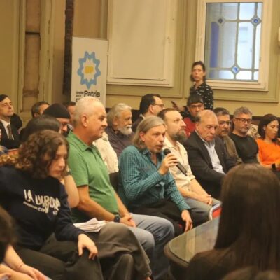 Docentes y NODOCENTES de universidades volvieron a exigir que el gobierno cumpla con la ley de financiamiento de cara a la cuarta marcha del 12 de mayo