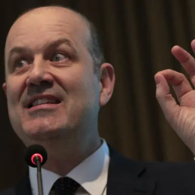 El Consejo Directivo del INTA aprobó el plan de retiros voluntarios diseñado por Sturzenegger para destruir mil empleos más en ciencia y tecnología