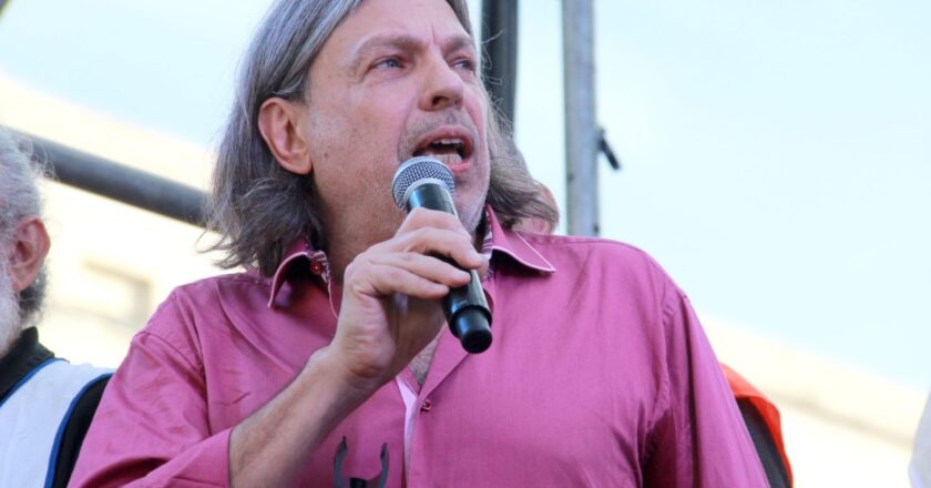 Daniel Ricci: «Los docentes no podemos seguir sosteniendo la universidad pública con salarios de miseria»