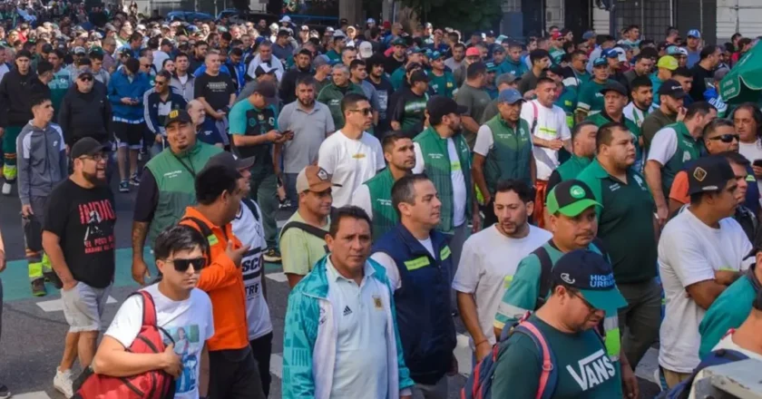 Camioneros ganó la pulseada en Gesell y reincorporan a los 45 despedidos: «Siento que están queriendo hacer una ciudad fantasma para venderla a un emprendimiento inmobiliario»