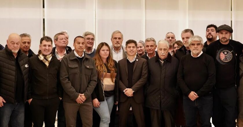 Gremios, empresas y el gobernador de Buenos Aires acordaron crear una Mesa Provincial de Pesca para defender la actividad y la mano de obra nacional