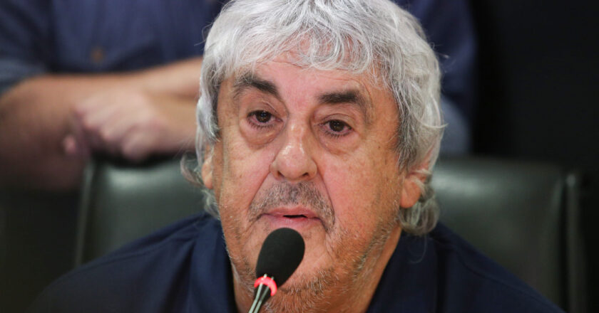 El principal sindicato docente de la CGT se declaró en estado de alerta y ya se habla del regreso de los paros al sector