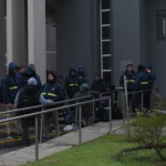 Tras el cierre con 80 despidos en una contratista de Ternium, la UOM negocia relocalizaciones, liquidaciones e indemnizaciones en el Ministerio de Trabajo bonaerense
