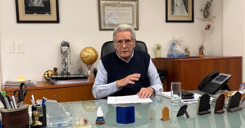 Carlos Acuña camino a su reelección al frente de estacioneros: «No extraño ser secretario general de la CGT»