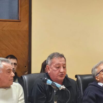 Pulseada en la CGT: un sector impulsa un paro de 36 horas y la conducción apuesta a un plan de protestas «a la francesa»