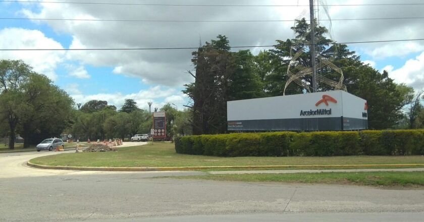 Tras errar en su pronóstico de recuperación de la actividad, Acindar vuelve a paralizar la producción y hay incertidumbre por el segundo semestre