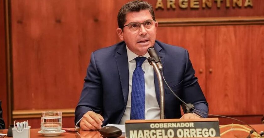 Orrego prepara un plan de retiros voluntarios para reducir su planta estatal en San Juan