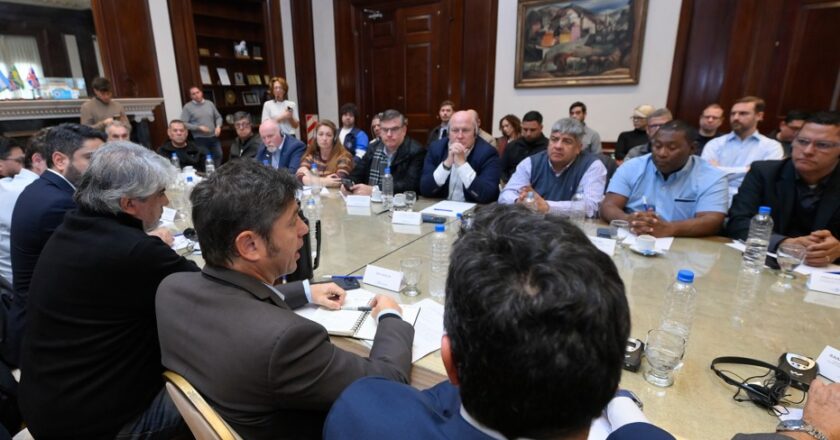Axel Kicillof: «La flexibilización laboral no entra en la Provincia»