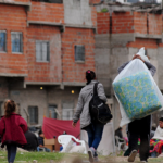Un estudio de la UNLP desmiente los datos de pobreza que difunde el Gobierno a través del INDEC: «Hay un desfase entre ingresos registrados y precios de la canasta básica»