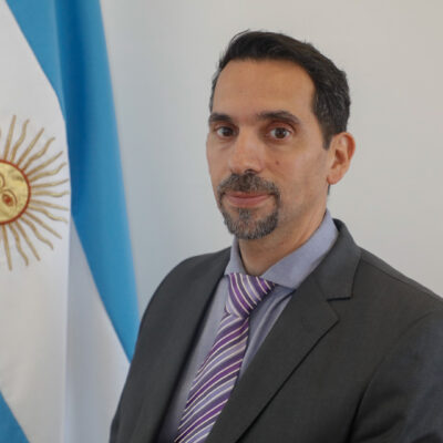 ATE ya contabiliza casi 100 despidos en la CNEA y ocupó la sede central hasta que las autoridades den explicaciones: «Quieren vaciar el organismo para rematarlo»