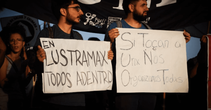 Lustramax anunció un nueva tanda de despidos y reflotó el conflicto en su planta
