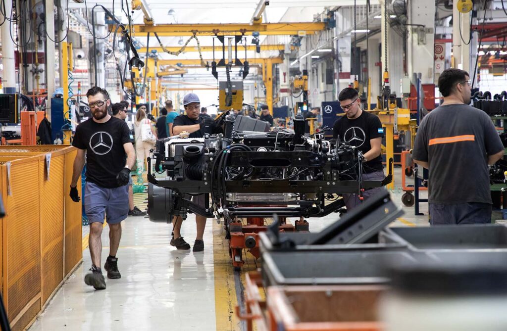 El Ministerio de Trabajo bonaerense resolvió que UPSRA debe representar a los trabajadores de seguridad privada de la planta de Virrey del Pino de Mercedes-Benz
