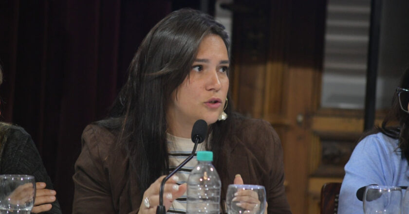 La FATPREN y sindicatos de prensa presentan en el Senado un proyecto para actualizar el Estatuto del Periodista ante las reformas de Milei