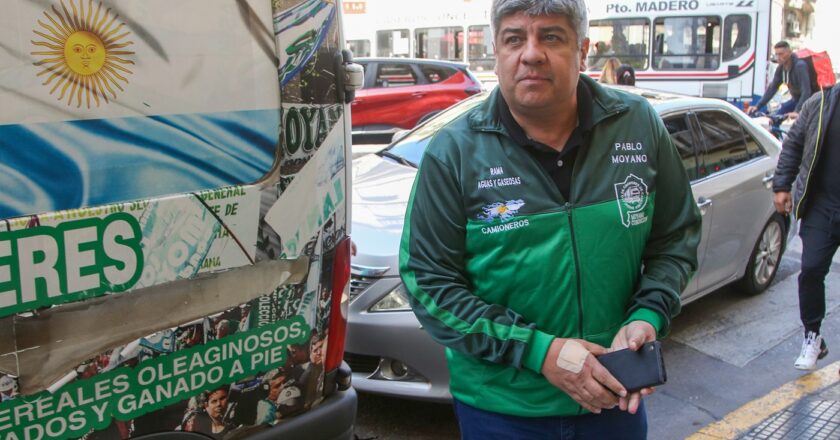 Una tercerizada de Cervecería Quilmes despidió 220 Camioneros y el gremio lanzó un alerta en toda la actividad para «defender cada uno de los puestos de trabajo»