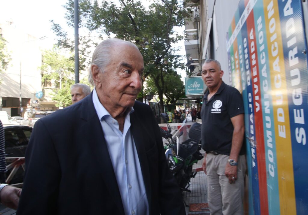 Cavalieri expresó su preocupación por la desregulación de la actividad farmacéutica: "El medicamento no es una mercancía"