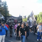Mientras la Justicia define la validez de los despidos, FATE deberá seguir pagando los salarios
