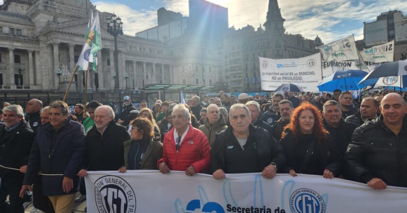 Yasky celebró la movilización al Congreso por los jubilados: «Ninguna lucha va a poder ser aislada y dividida como quiere el gobierno»