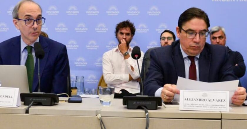 Con apoyo de los gremios universitarios, Diputados vuelven a exigir que el Gobierno cumpla con el Financiamiento Universitario