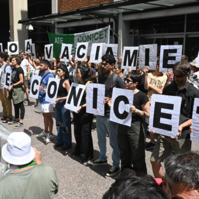 Investigadores del CONICET reclamaron ante la desvinculación inminente de casi 400 becarios y becarias del organismo