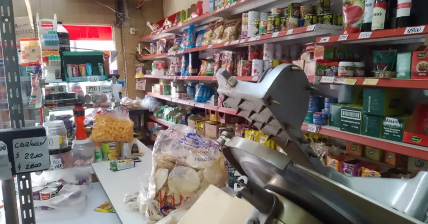 La caída del consumo golpea hasta a los almacenes: «El aguinaldo se está usando para pagar deudas y comer»