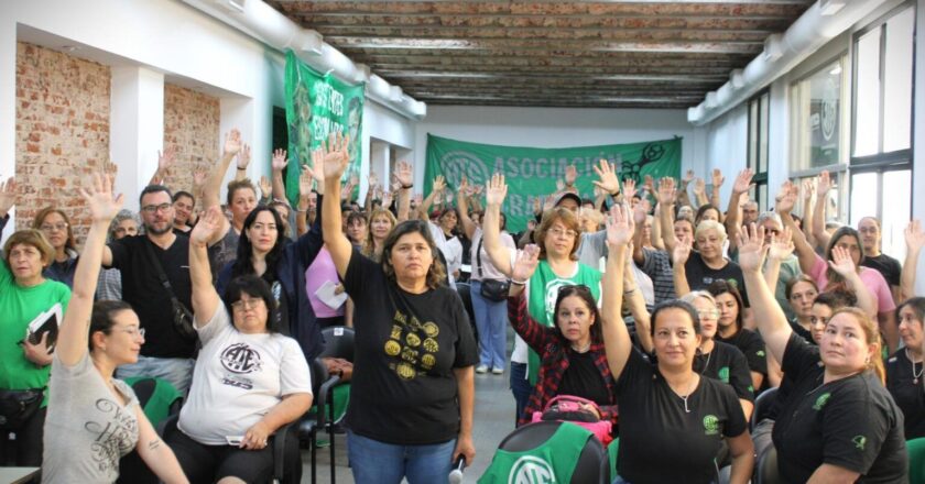 «Necesitamos recuperar lo perdido y no acumular miseria», advirtió ATE Rosario en la apertura de la paritaria provincial
