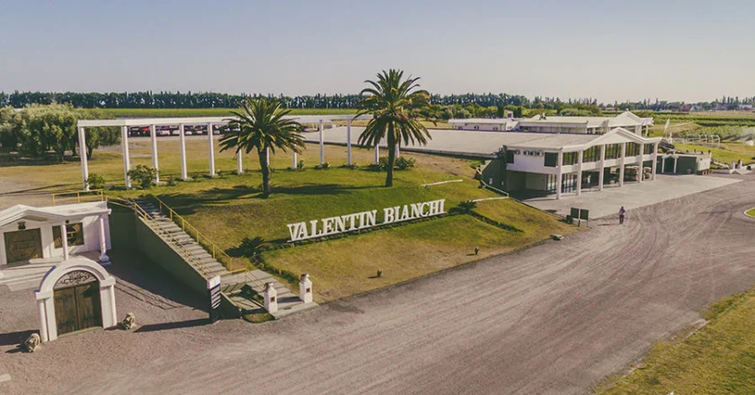 Denuncian una veintena de despidos en Bodegas Bianchi y la intención de la empresa de pagar el 50% de las indemnizaciones
