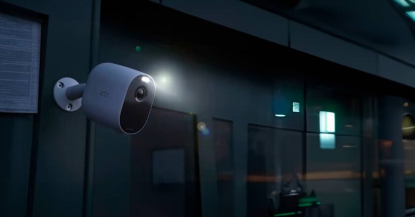 Las cámaras ocultas en los vestuarios no son prueba válida y violan la intimidad: un fallo histórico redefine los límites de la videovigilancia laboral