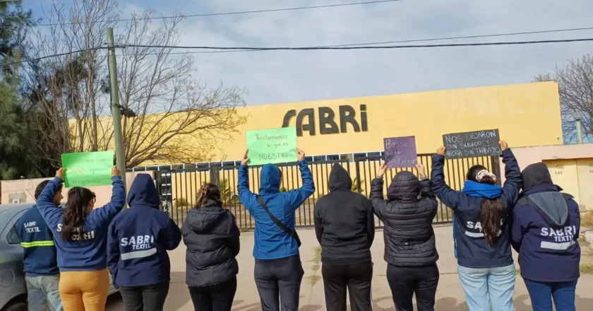 Trabajadores de la fábrica Sabri denunciaron despidos masivos, falta de pago de haberes y condiciones laborales «inhumanas»