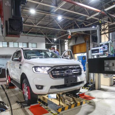 Tras rumores virales de despidos masivos en medio de la caída de patentamientos y el avance chino, Ford reduce la producción de la Ranger en un 17%