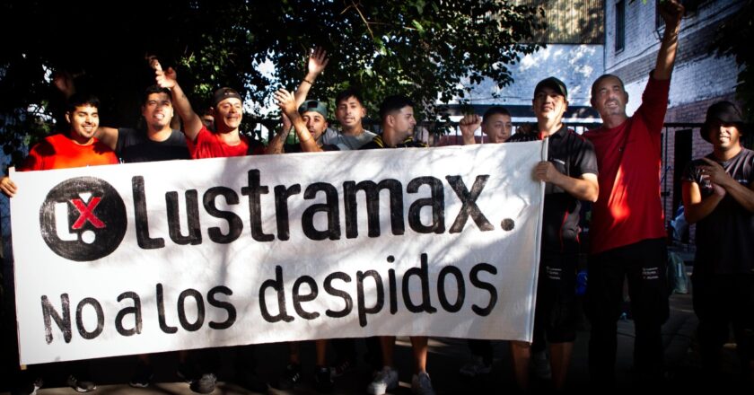 La mayorista Lustramax ofrece pagar indemnizaciones con papel higiénico y rollos de cocina
