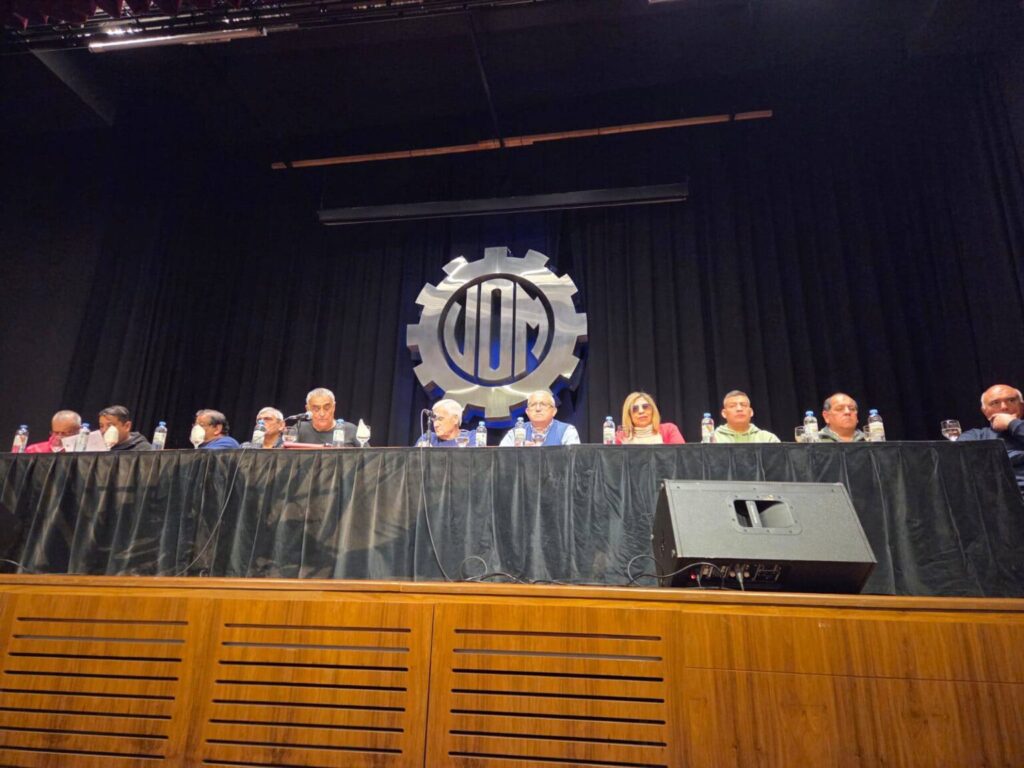 Bonetti se mete en la interna del peronismo y acusa a La Cámpora de amenazar a Kicillof: "Estamos a un paso de escuchar: 'Kicillof traidor, saludos a Vandor'"