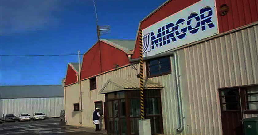 Trabajo dictó conciliación obligatoria y frenó los despidos en el Grupo Mirgor, la empresa de la familia de Caputo