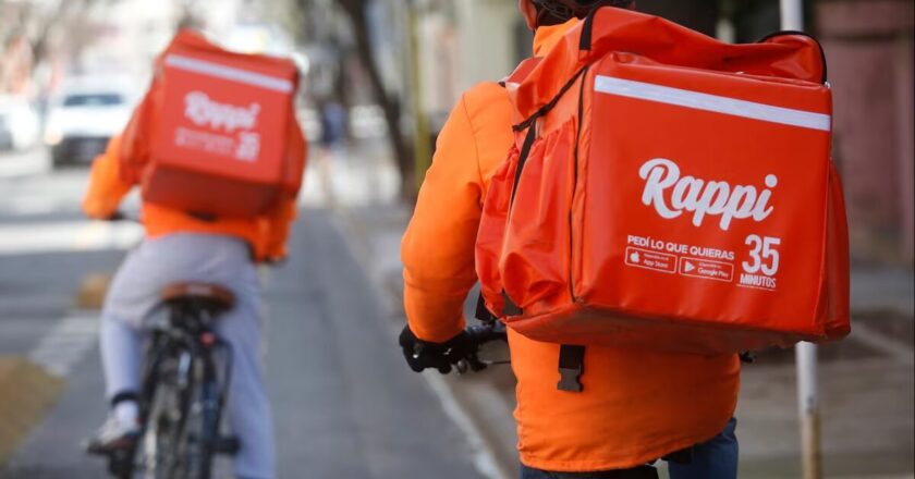 Crecen las deudas de los trabajadores de delivery con las propias aplicaciones: «Estos préstamos deberían estar reguladas por el Estado»