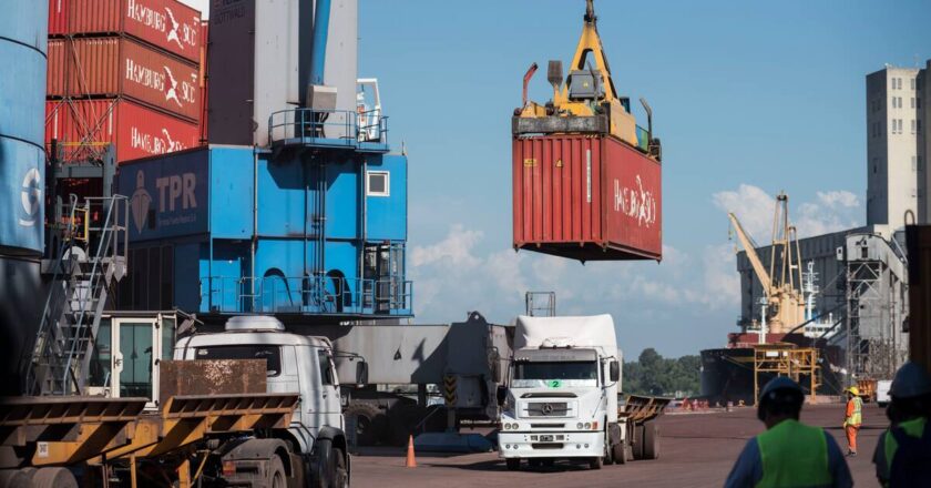 El Gobierno reconoció un nuevo gremio portuario en Santa Fe, eslabón logístico clave para el comercio internacional argentino